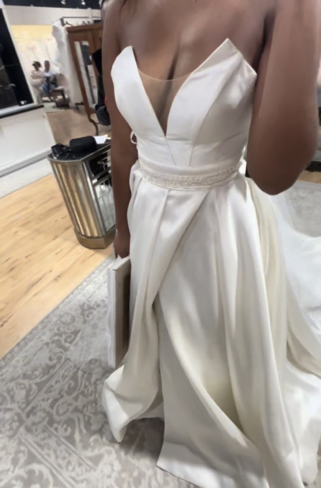 Wona Concept New Wedding Dress Stillwhite