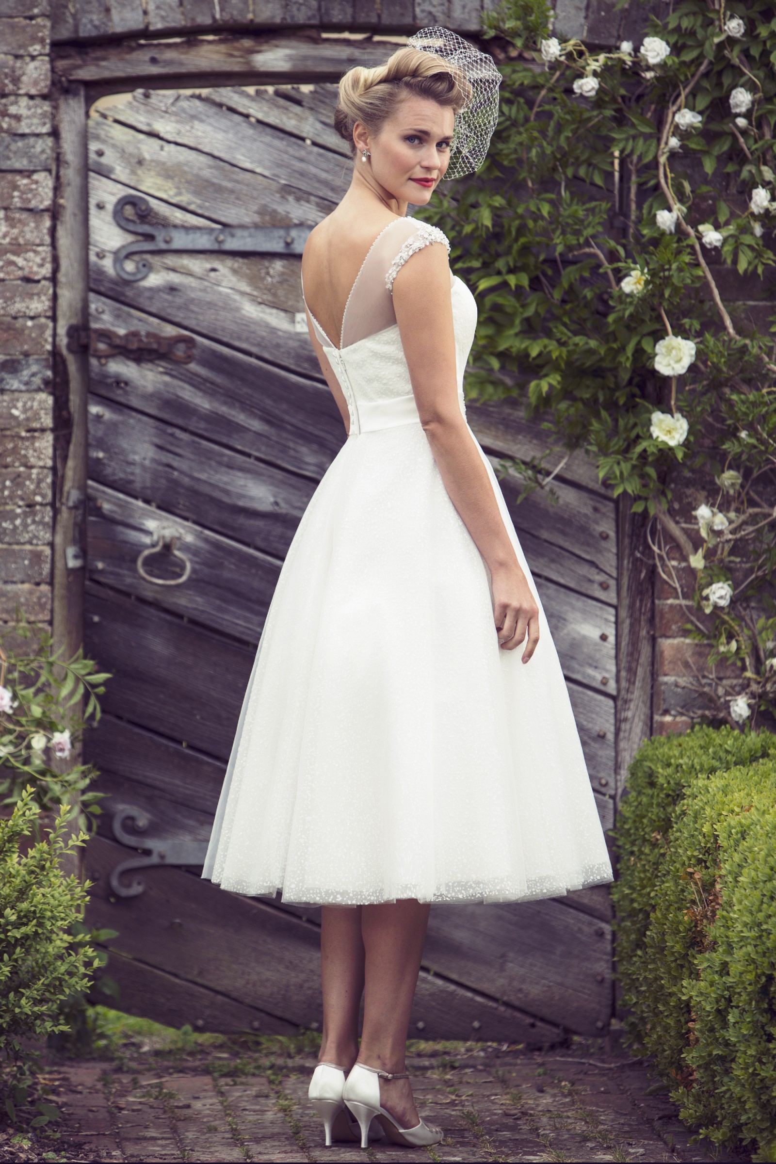 True Bride Amelia Sample Wedding Dress - Stillwhite
