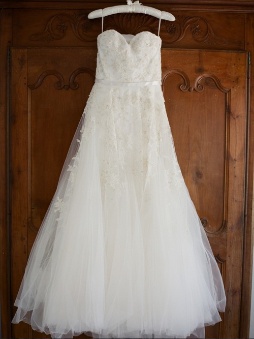 Reem Acra Heavenly Lace Second Hand Wedding Dress on Sale