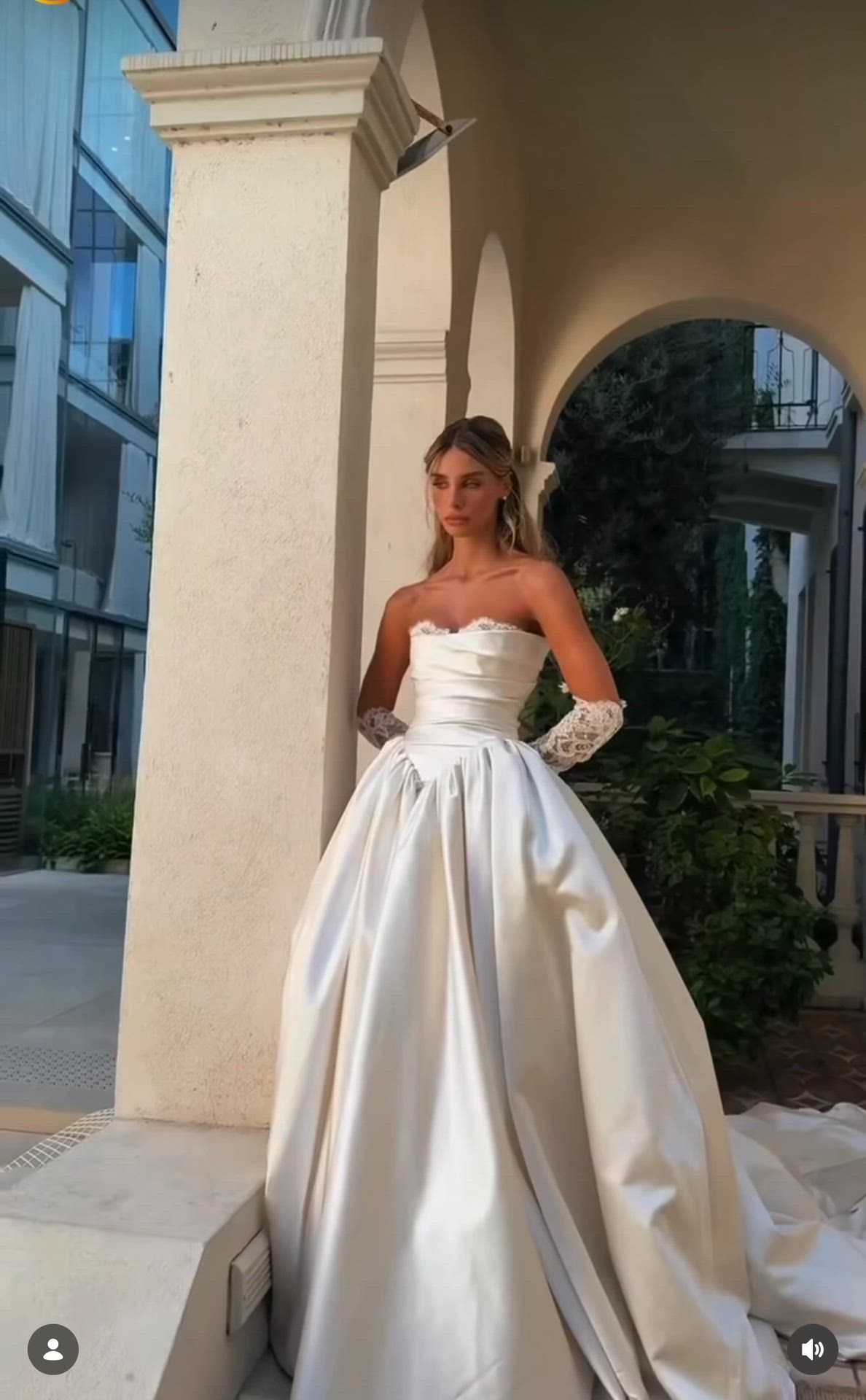 Berta Bridal, 25-114
