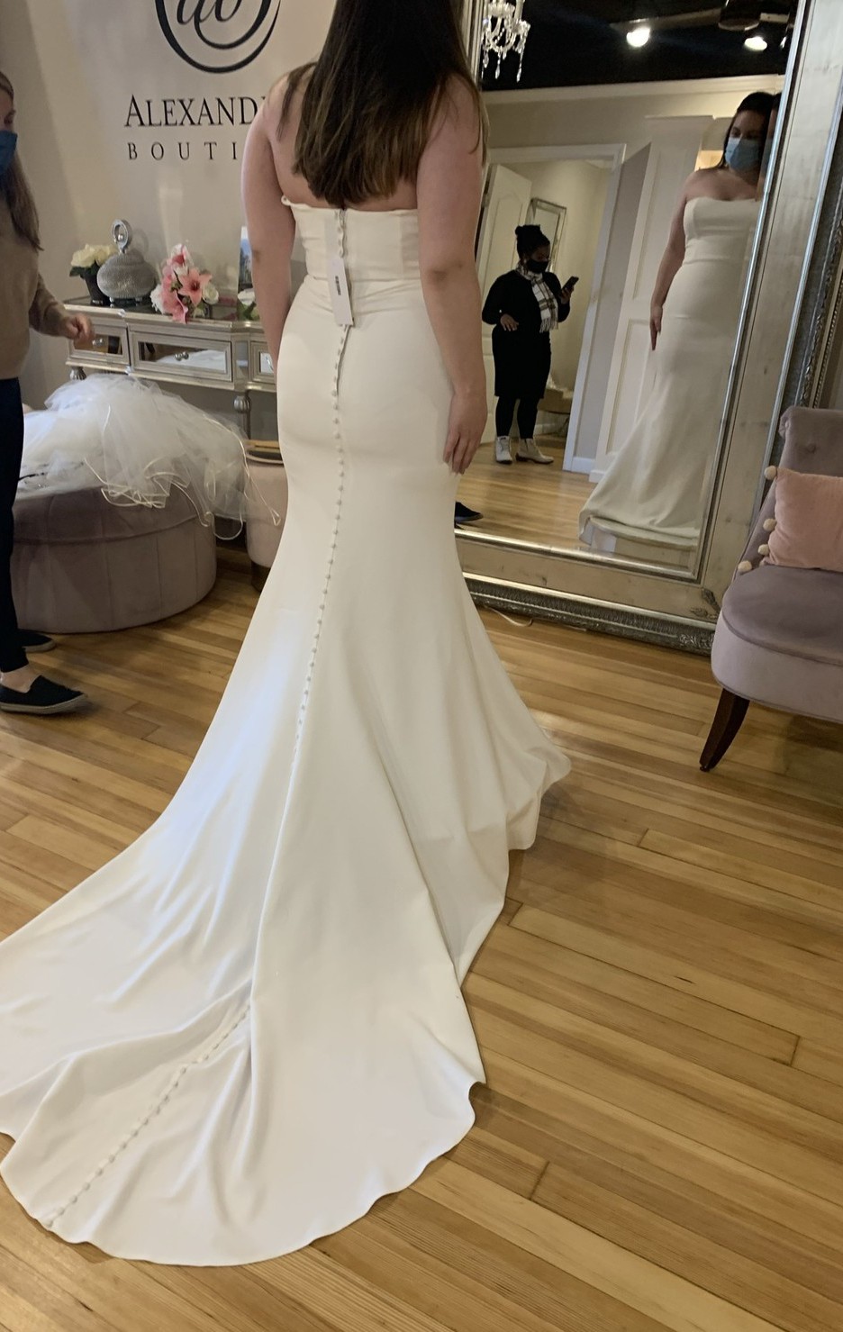 9810 Allure Bridals Slim-Fitting Bridal Gown