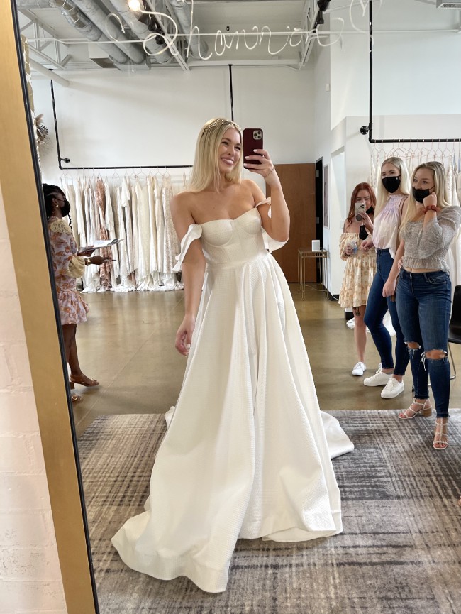 Alena Leena Mimosa New Wedding Dress Save 26% - Stillwhite