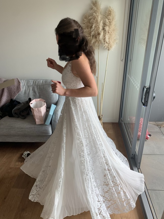 grace loves lace emilia