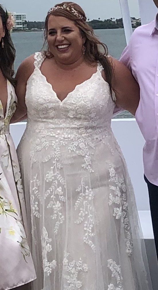 navy blue dress for baby girl Melissa Sweet, SCALLOPED A-LINE PLUS SIZE WEDDING DRESS 8MS251177 Preowned Wedding  Dress Save 31% main image 1