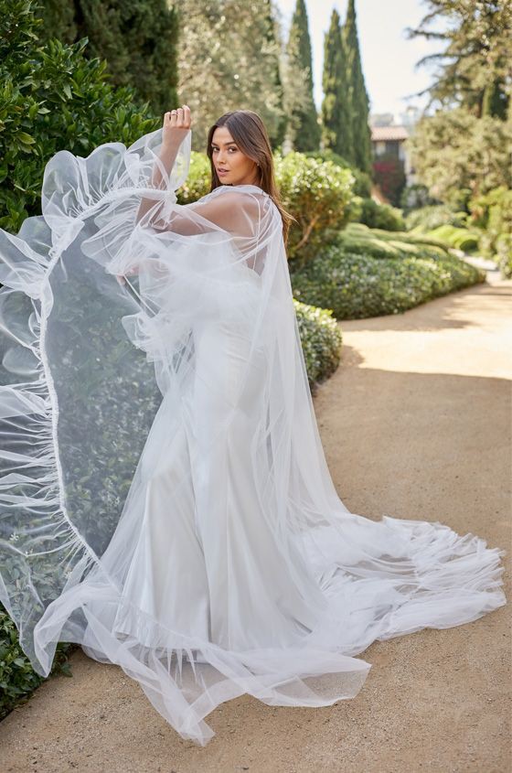 Monique Lhuillier Monique Lhuillier
