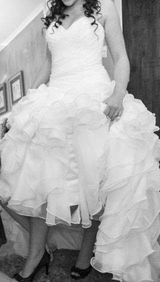 Fit Flare Preowned Wedding Dress On Sale 54 Off Stillwhite
