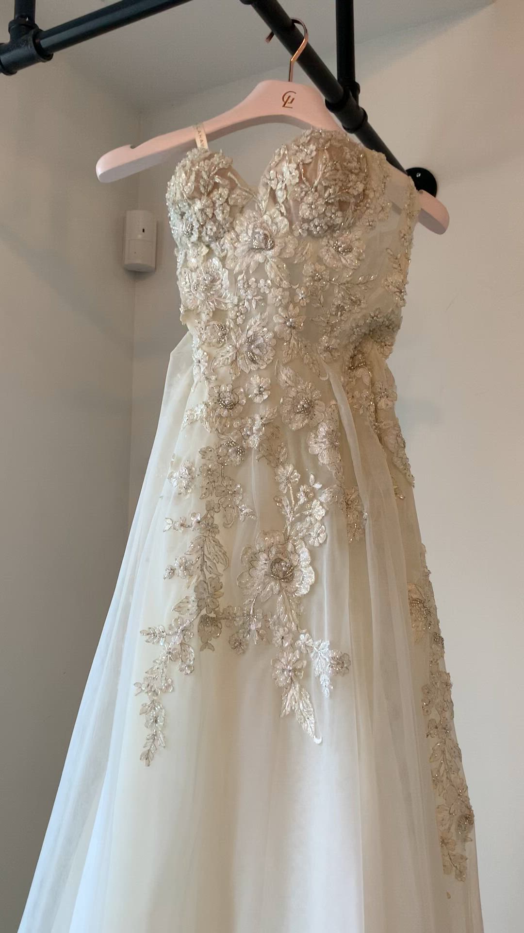 Galia Lahav, Gia