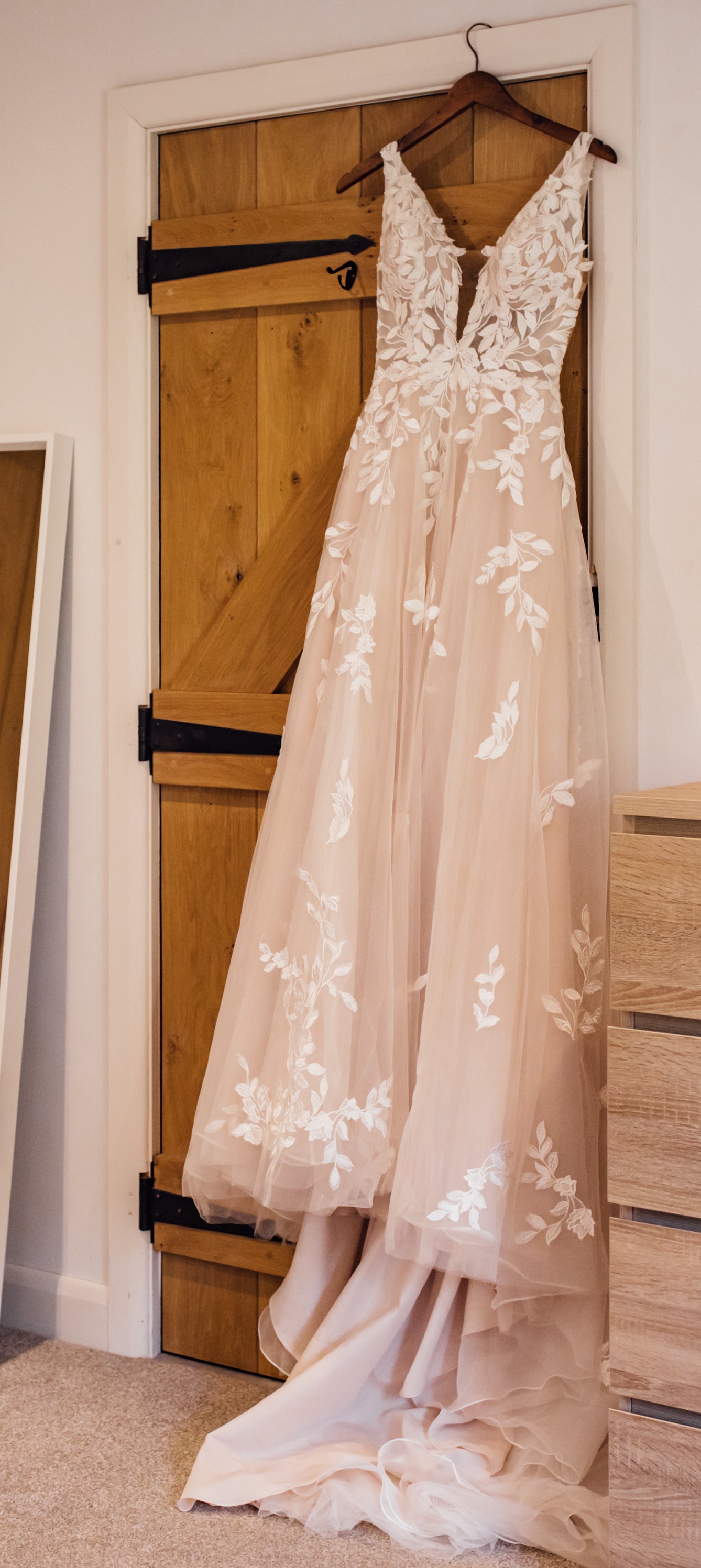 Essense of Australia, Callie Wedding Dress Save 55% - Stillwhite Essense of Australia, Callie Wedding Dress Save 55% - Stillwhite