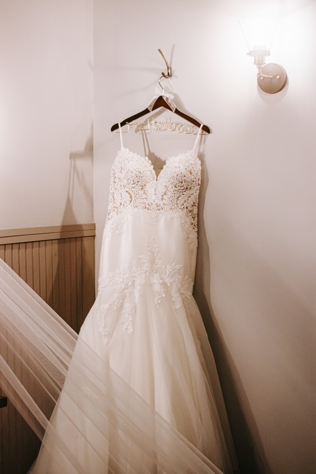 martina-liana-wedding-dress-save-40-stillwhite