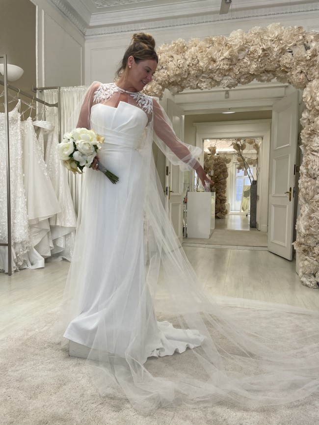 Suzanne Neville alouette Wedding Dress Save 49 Stillwhite