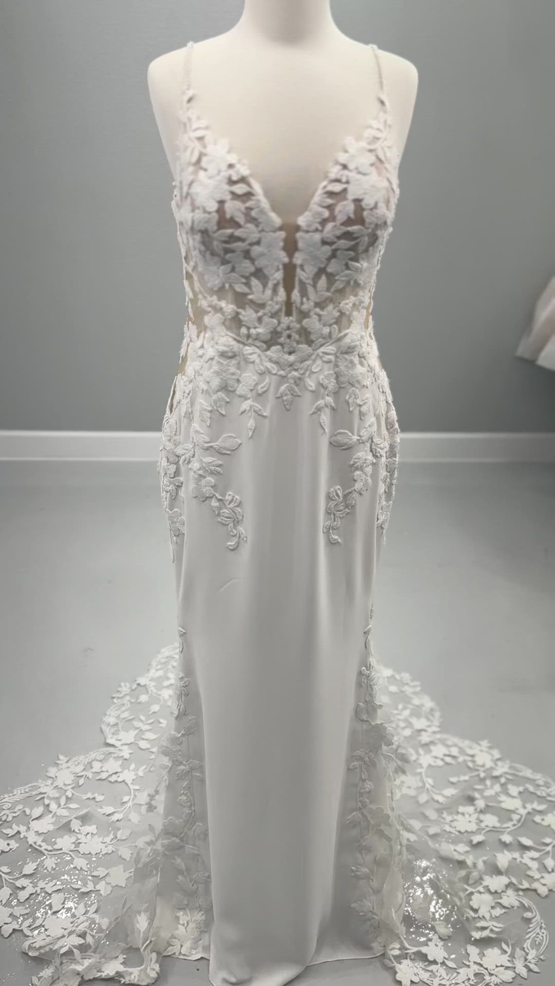 Blue By Enzoani, Oliviana