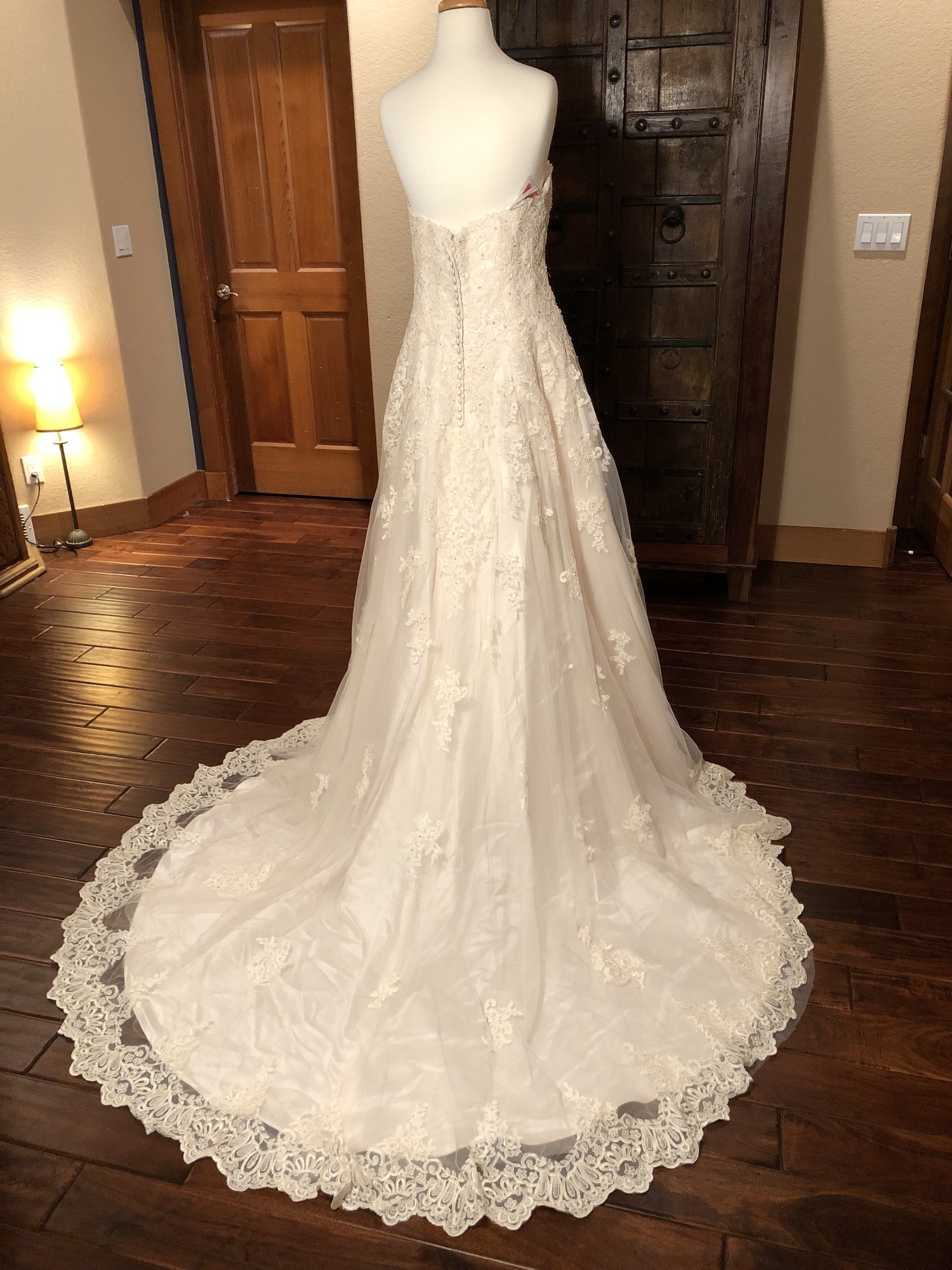 Madi Lane New Wedding Dress Save 47 Stillwhite