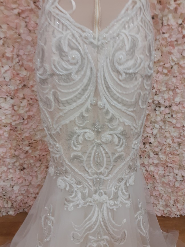 riki dalal sample sale
