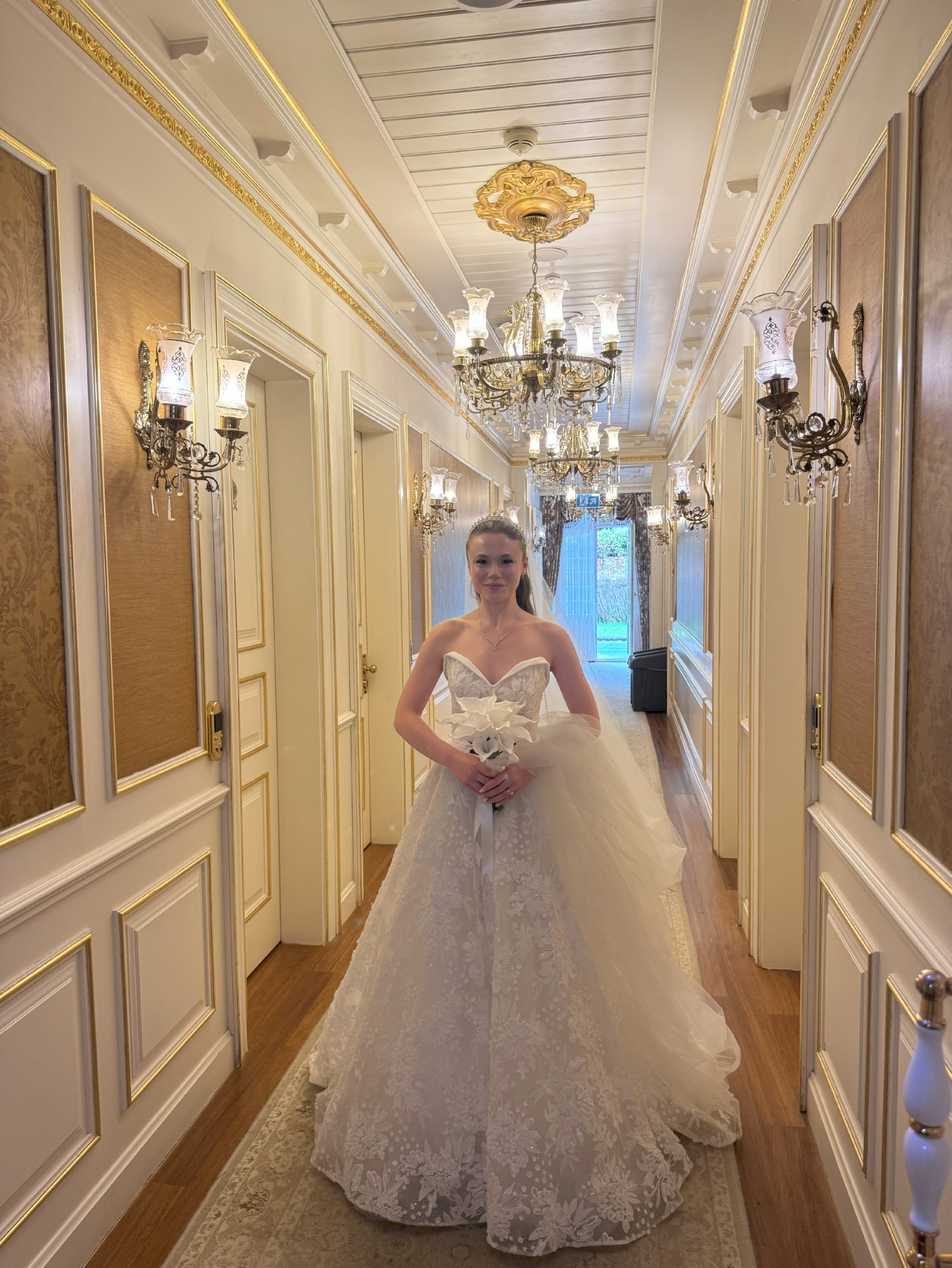 Vakko, Wedding Dress