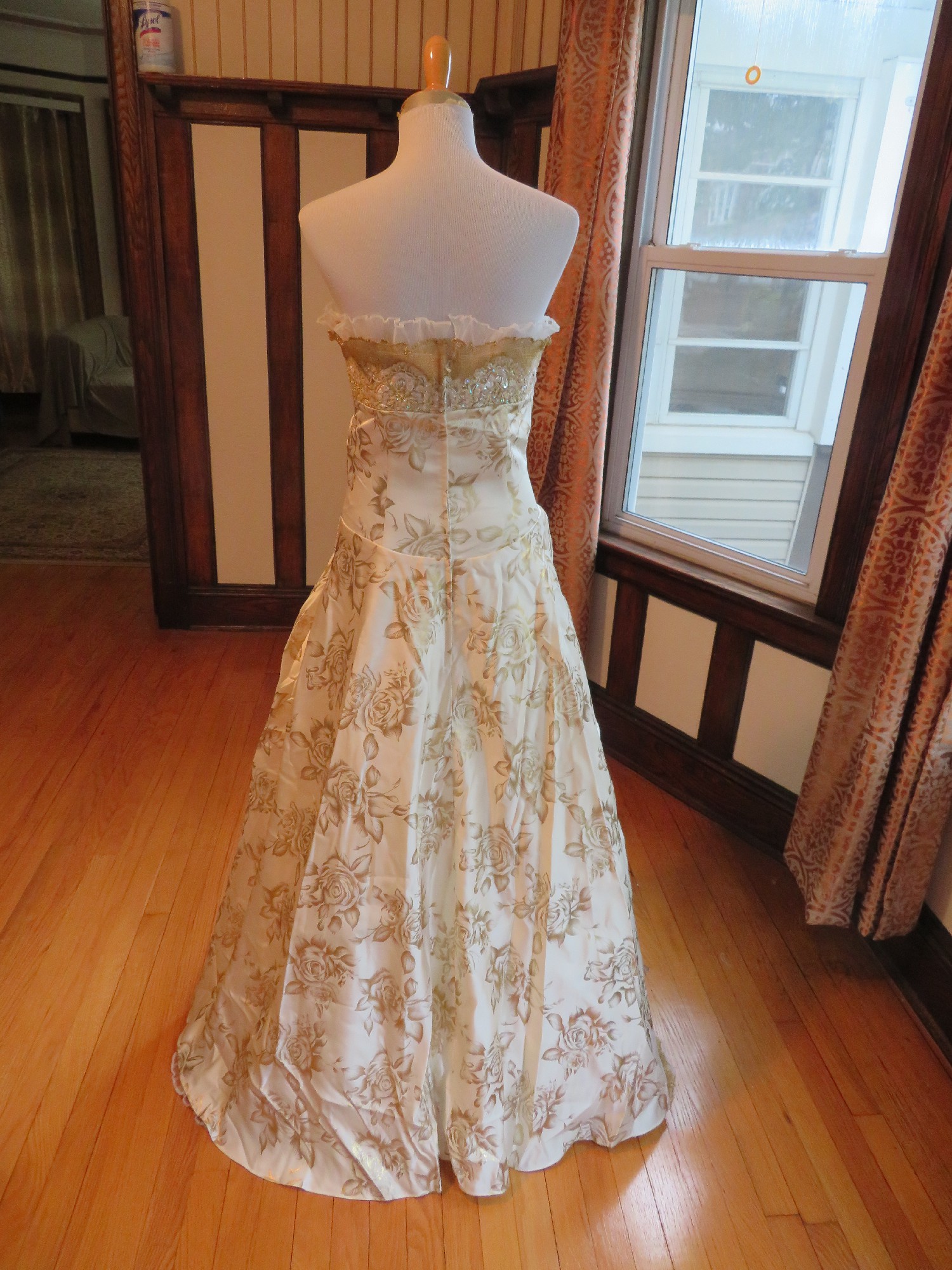 A-Line Sample Wedding Dress Save 87% - Stillwhite