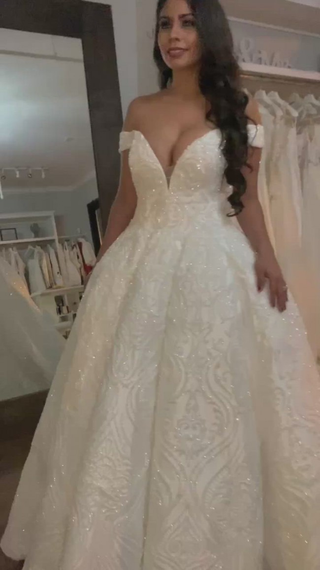 Angelina Fiori Sample Wedding Dress Save 93% - Stillwhite