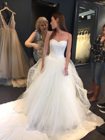 Vera Wang Octavia Used Wedding Dress on Sale 51% Off - Stillwhite Canada