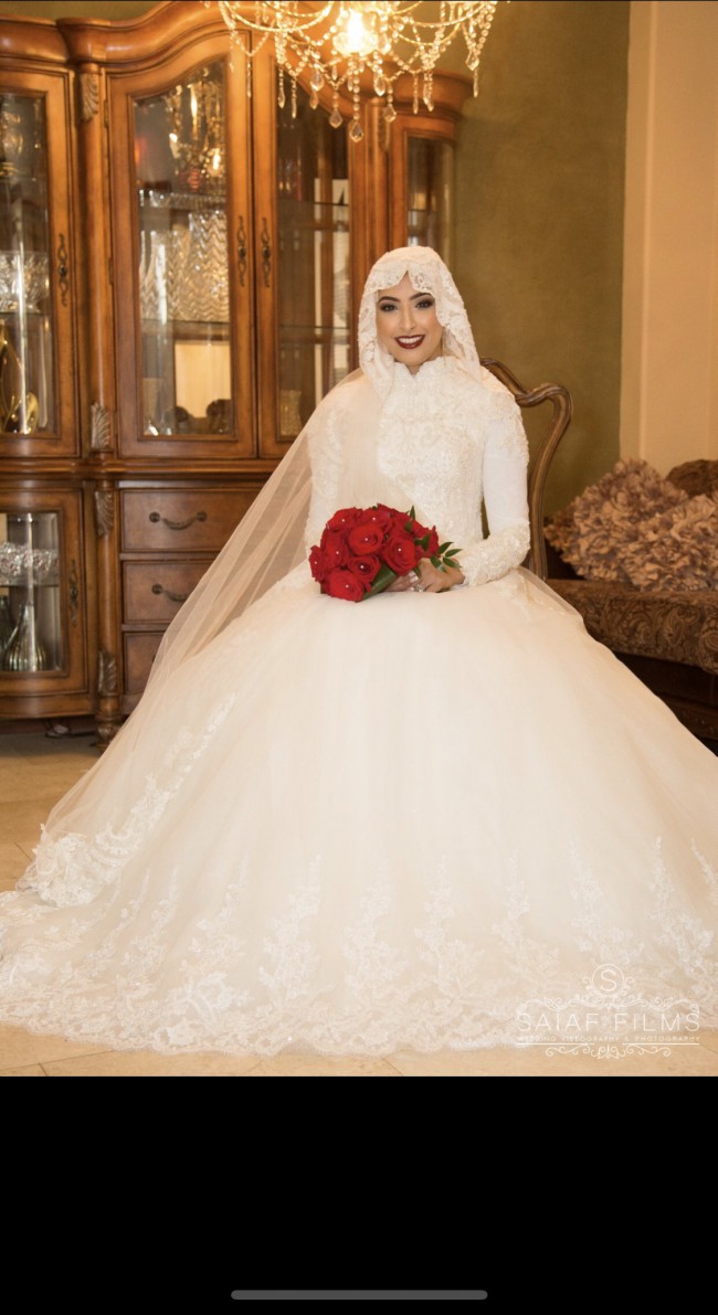 2nd hand ball gowns