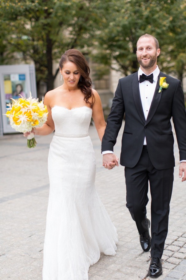Monique Lhuillier Intrigue Used Wedding Dress On Sale 74 Off