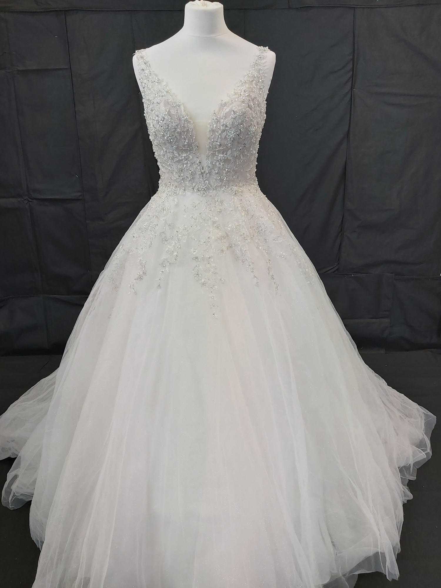 Maggie Sottero Talia Sample Wedding Dress Save 68% - Stillwhite