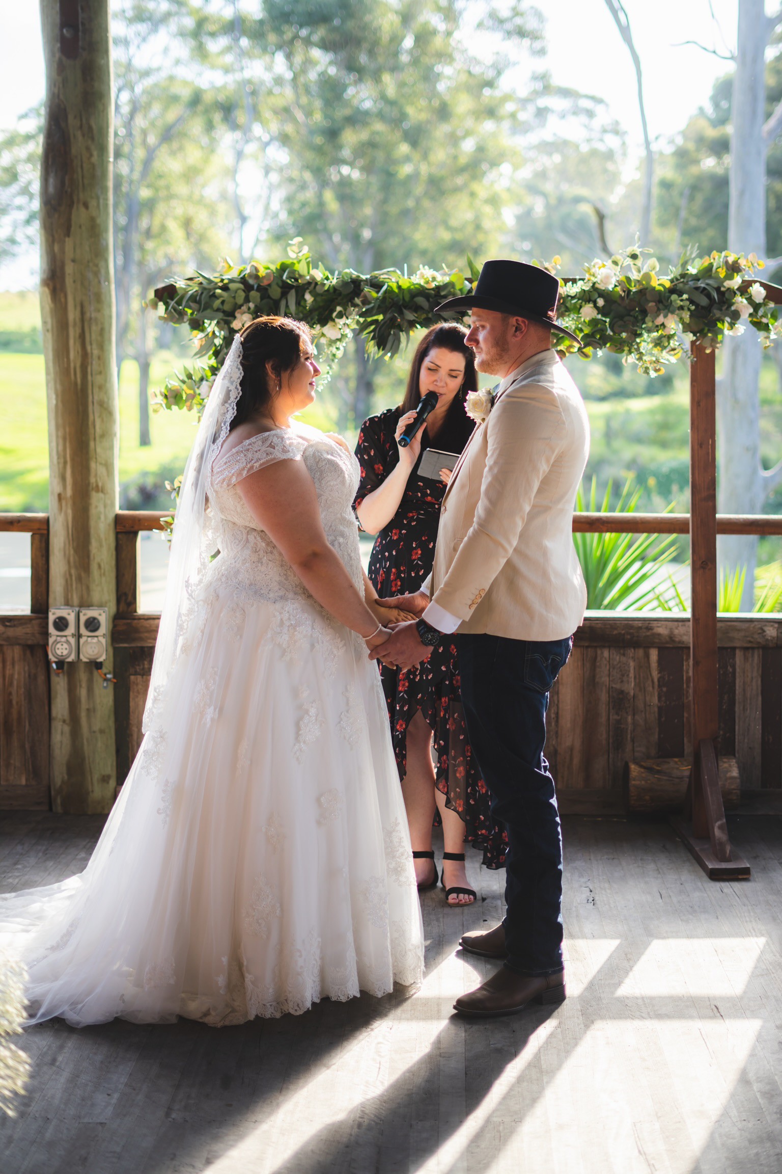 Essense of Australia Wedding Dress Save 71 Stillwhite