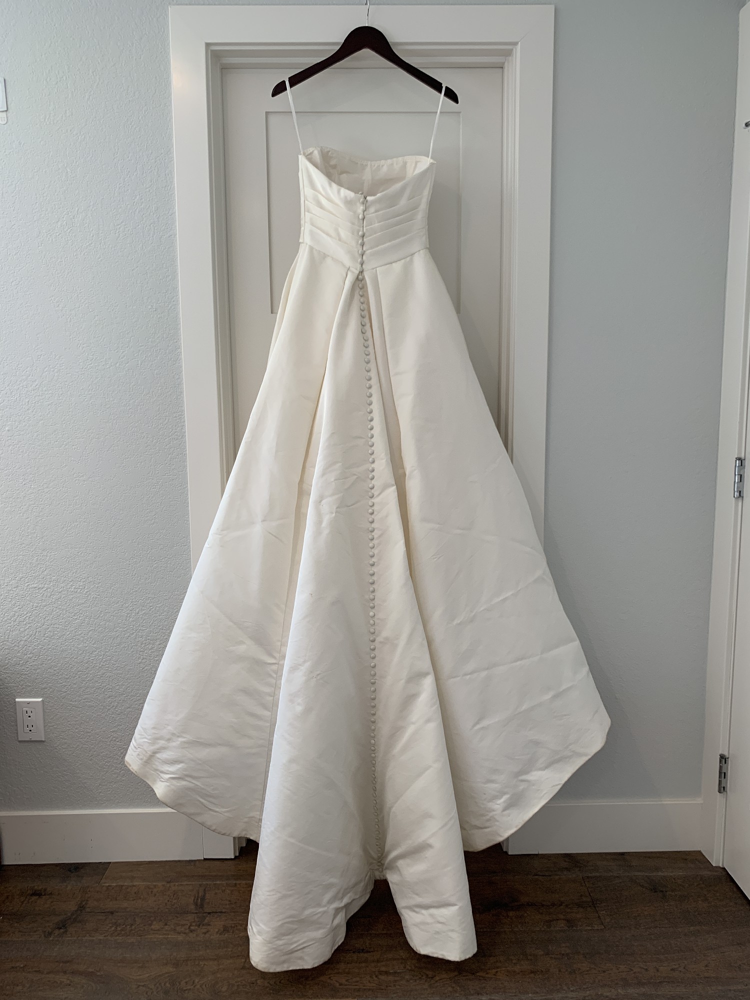 Amsale Paige Used Wedding Dress Save 83% - Stillwhite