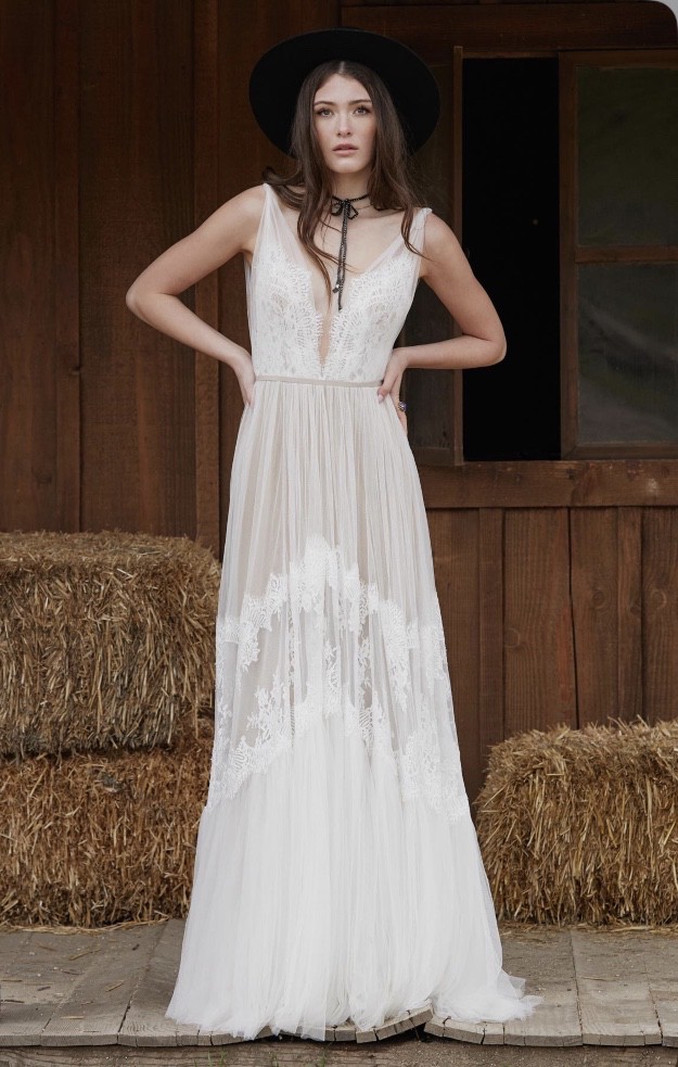 bhldn wedding dress Theodora Beaded Lace V-Neck Gown NWT Size 0 New BHLDN Odalis Wedding Dress $895. BHLDN | Wedding & Bridal