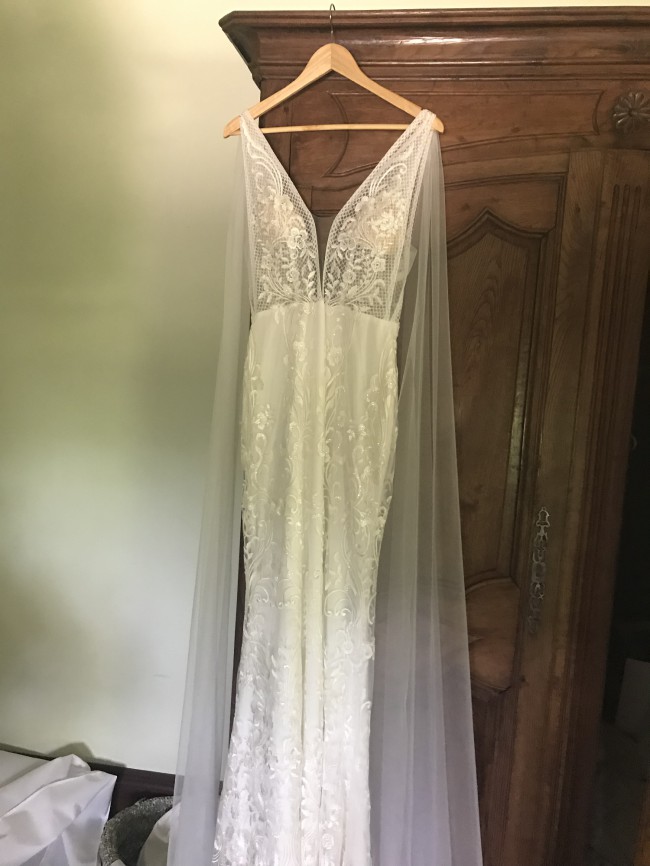 Made By Riley Made With Love Brand New RILEY New Wedding Dress Save 22% - Stillwhite