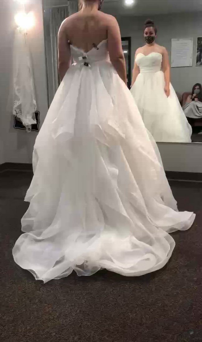 Colby John Sample Wedding Dress Save 70% - Stillwhite