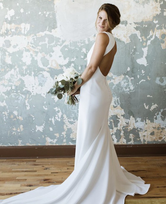 Pronovias Valeria Used Wedding Dress Save 72% - Stillwhite