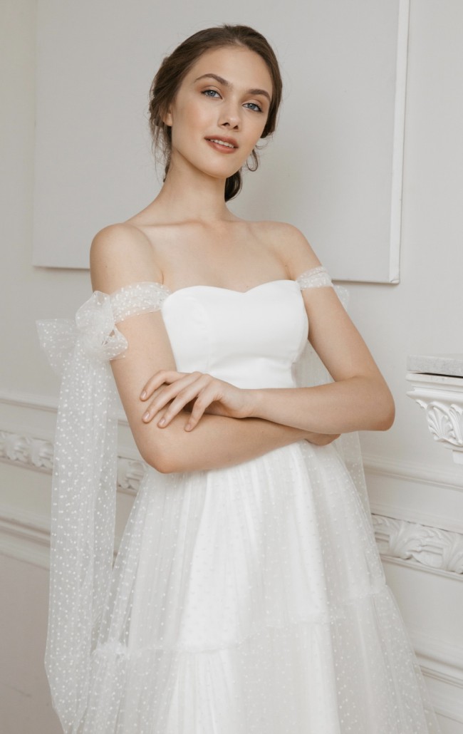 Bridal Garden Studio Wedding dress “Morning star”