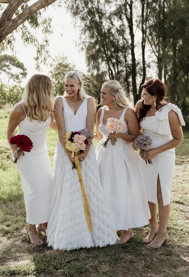 Suzanne Harward Shimmer Gown Wedding Dress Save 61% - Stillwhite