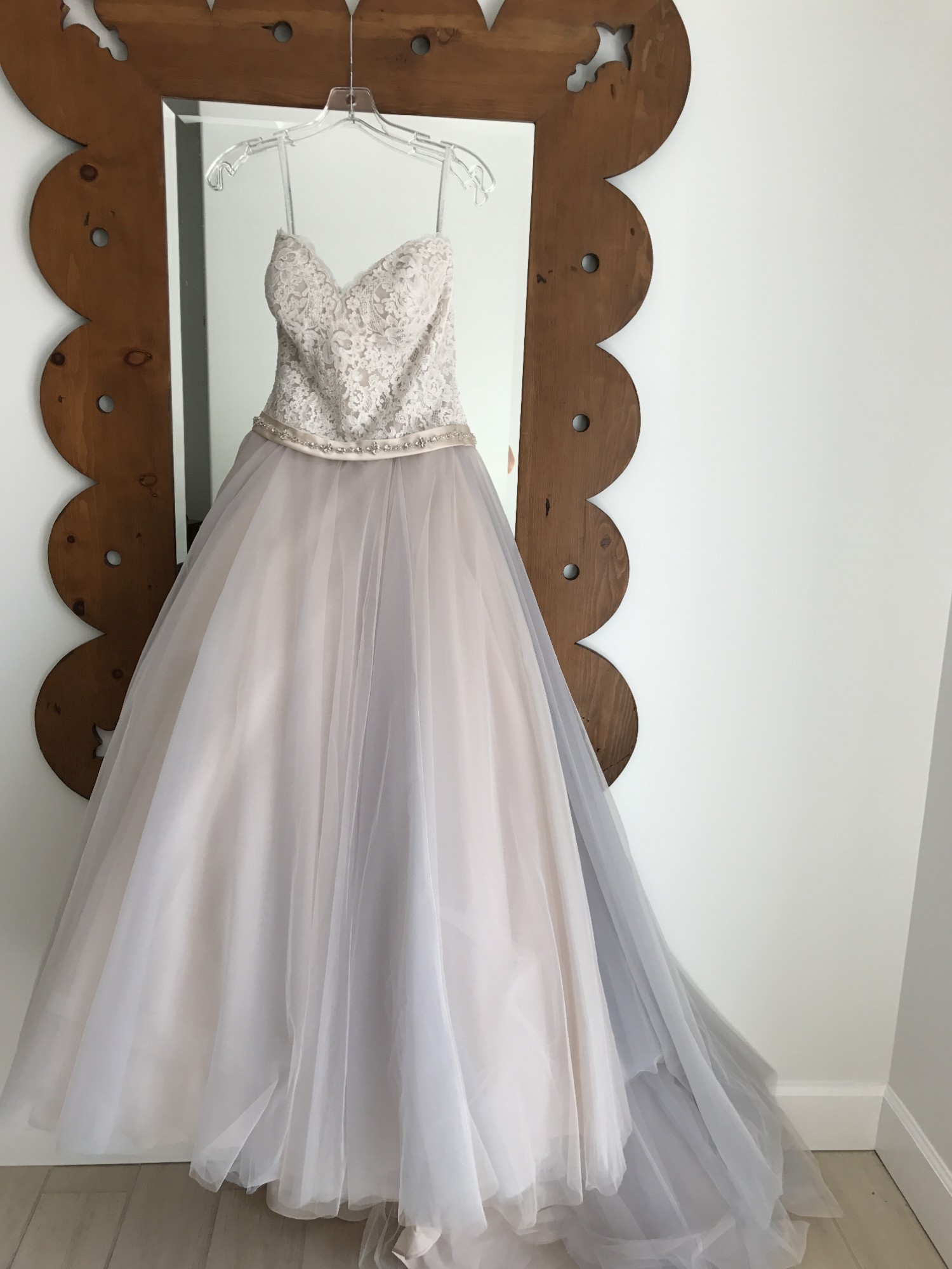  Allure  Bridals  Romance New Wedding  Dress  on Sale 