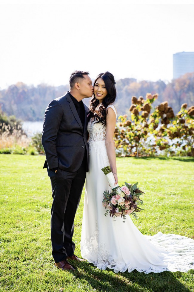 sv830 david's bridal