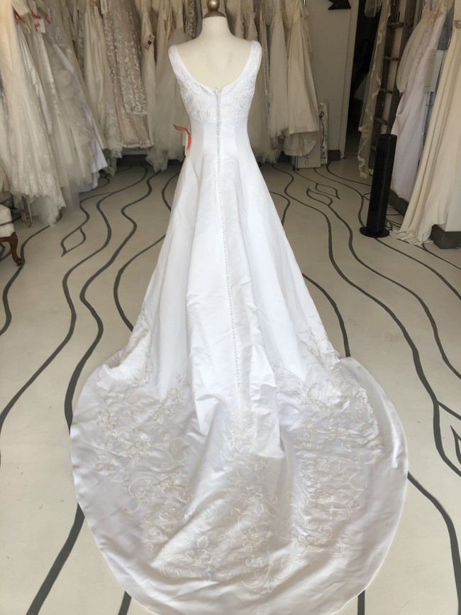 Gloria Vanderbilt Used Wedding Dress Save 92 Stillwhite