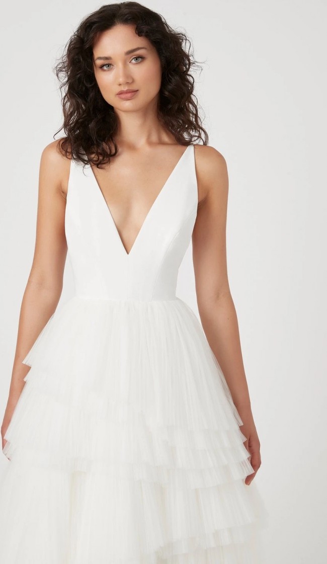 KYHA Yana Gown New Wedding Dress Save 33% - Stillwhite