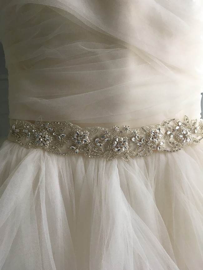 Reem Acra I m Romantic Sample Wedding Dress on Sale 85