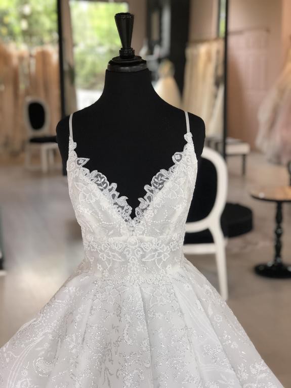 Hayley Paige 6850 Markle New Wedding Dress Save 27% - Stillwhite