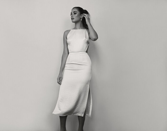 knee length dresses for ladies Isabelle Sweetheart Keyhole Midi Dress main image 0