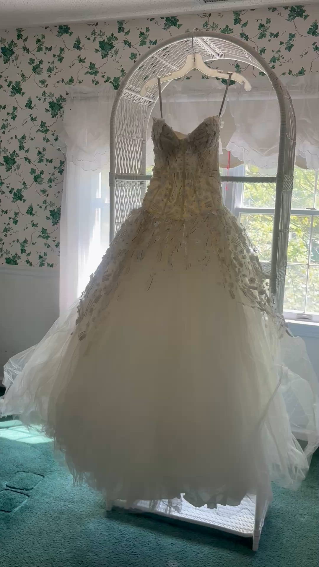 Monique Lhuillier