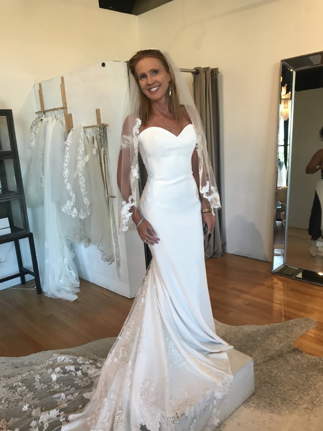 syrinx dress pronovias