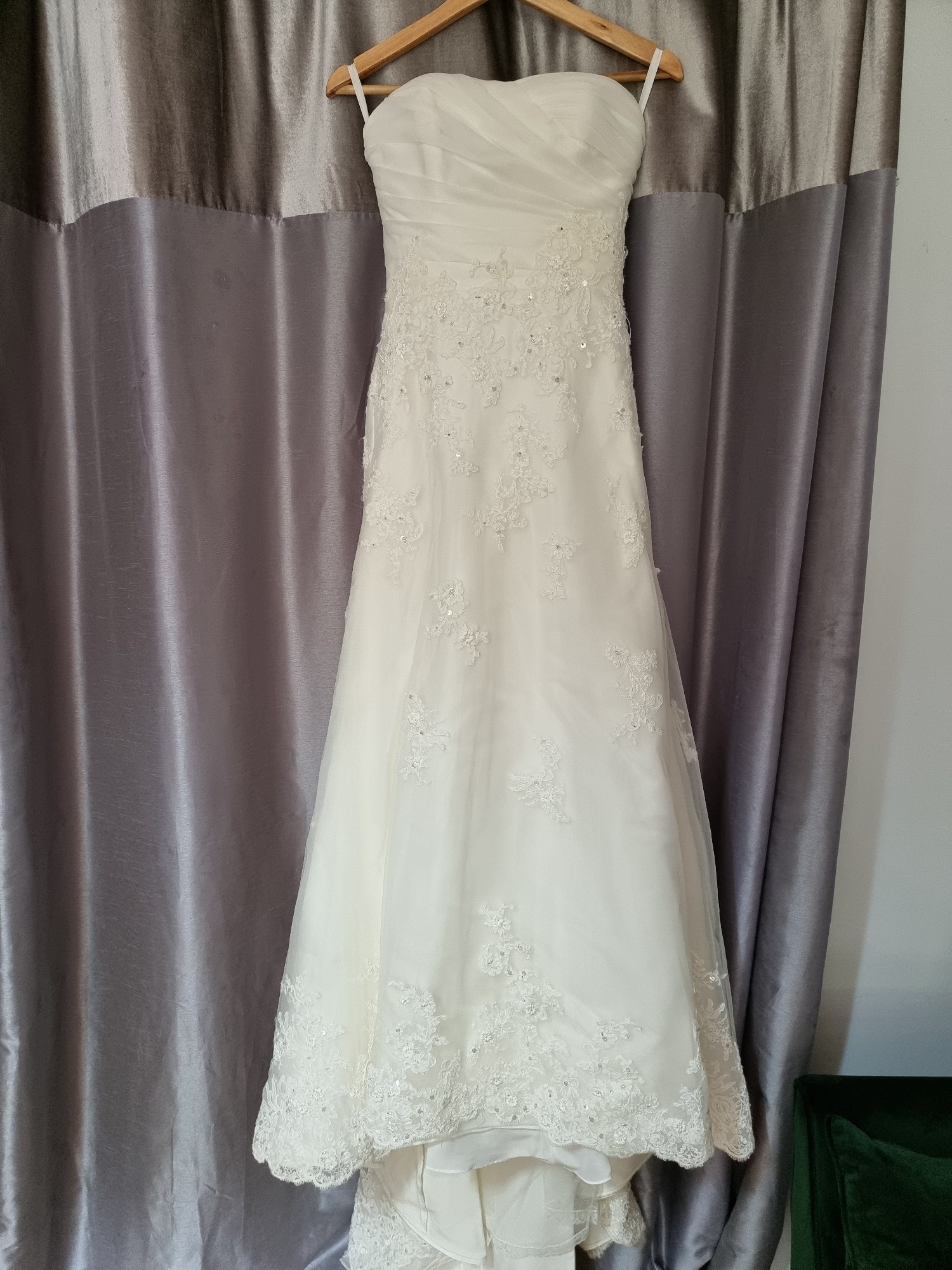 Tia Adora Preloved Wedding Dress Save 91% - Stillwhite