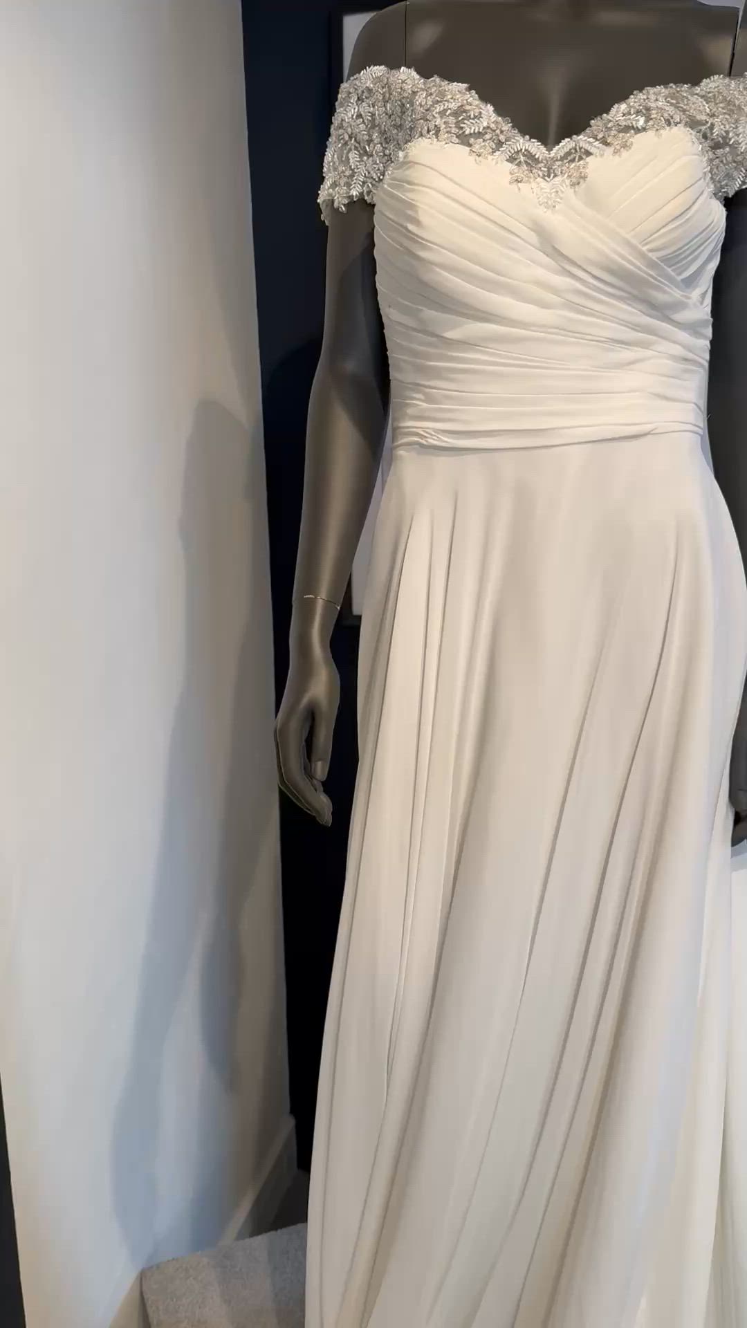 Justin Alexander, Chiffon Gown - 88113 - Boutique Sample - Only £450