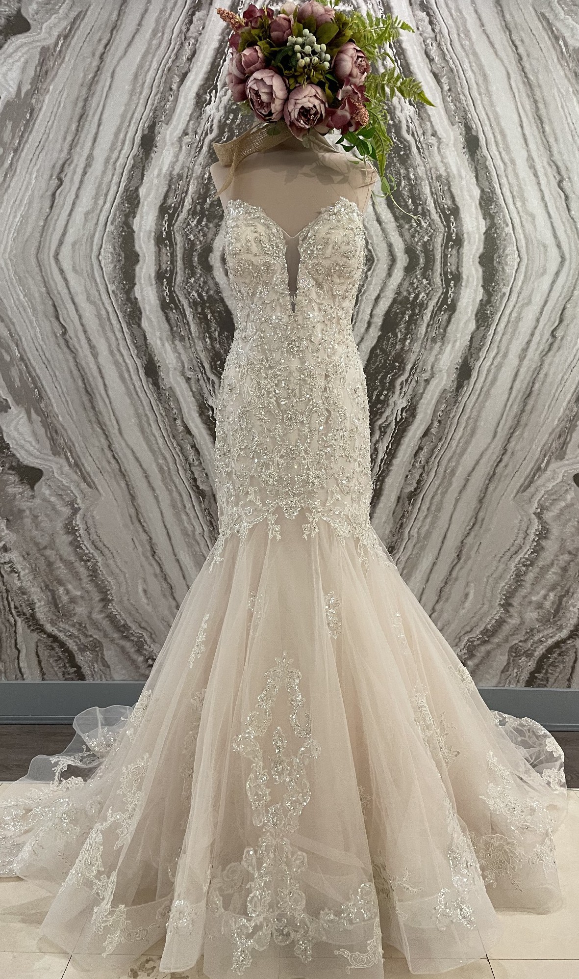 Allure Couture C560 Sample Wedding Dress Save 40% - Stillwhite