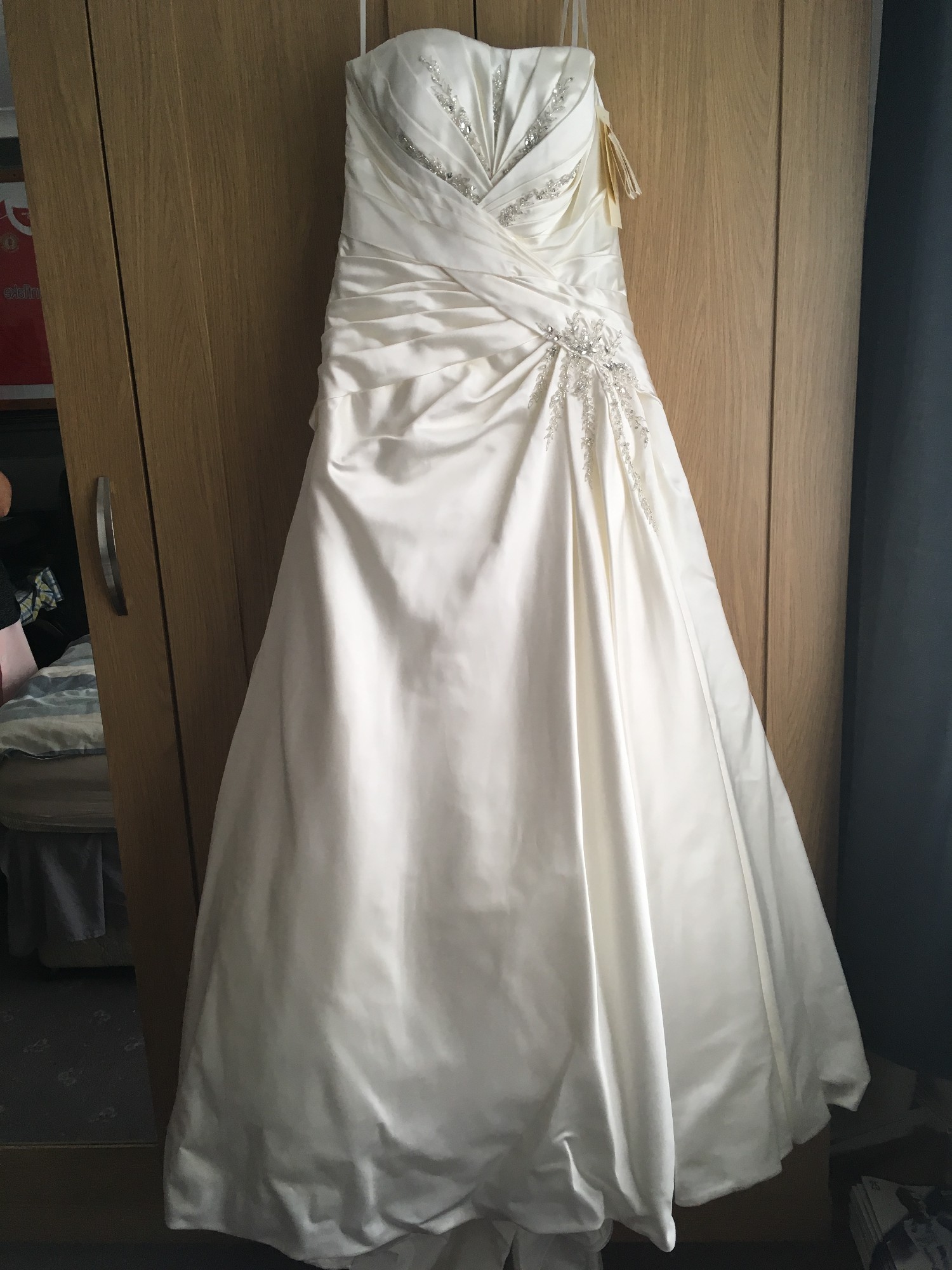 Ronald Joyce Victoria Jane New Wedding Dress - Stillwhite