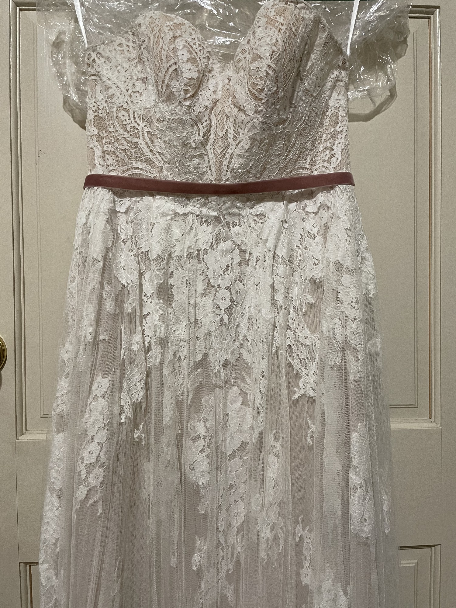 Bhldn Geranium Wedding Dress Save 26 Stillwhite 0646