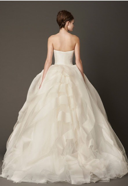 vera wang Lara　US6 Vera Wang, Lara Wedding Dress Save 62% - Stillwhite