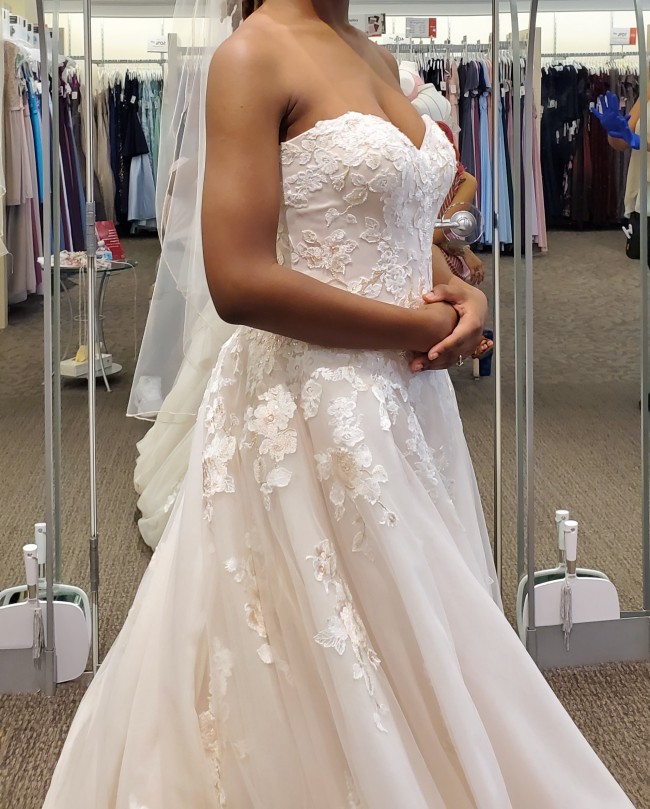 david's bridal v3902