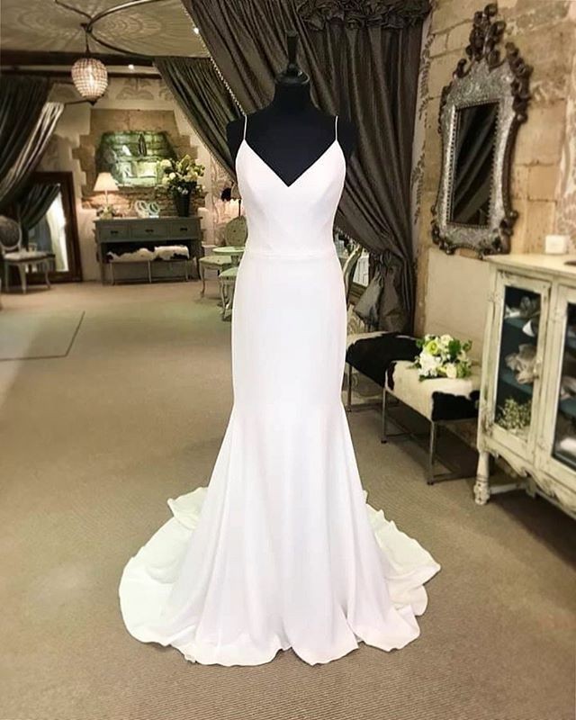 suzanne neville venus wedding dress