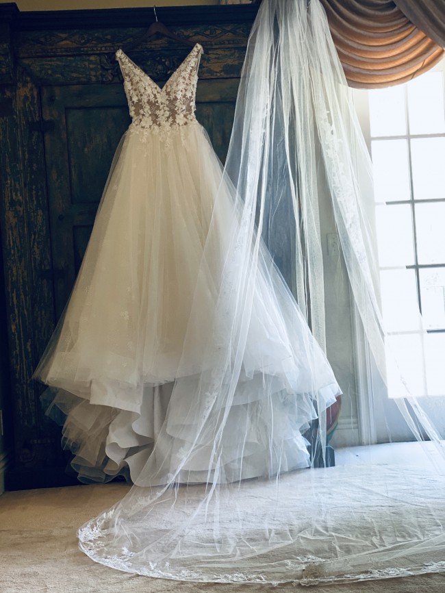 Casablanca Bridal New Wedding Dress Save 58% - Stillwhite